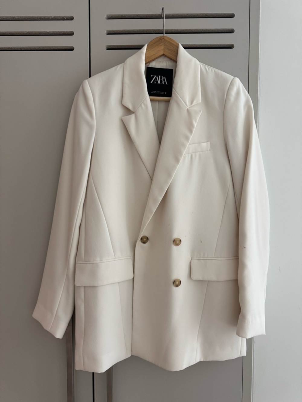 ZARA Cream Double-Breasted Blazer